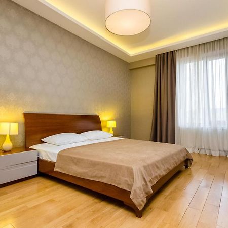 Central Cosy 5Bd-5Bath Apartment Tbilisi Exterior foto