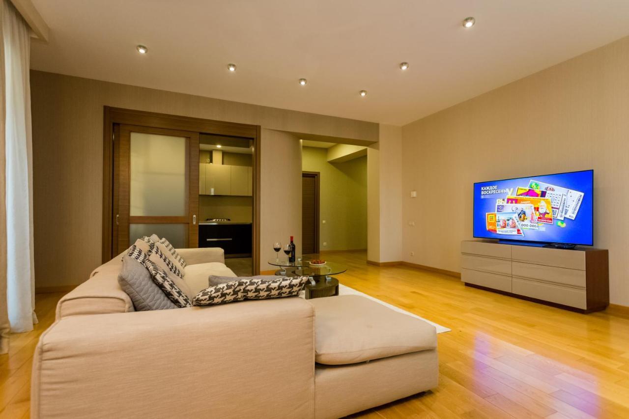 Central Cosy 5Bd-5Bath Apartment Tbilisi Exterior foto