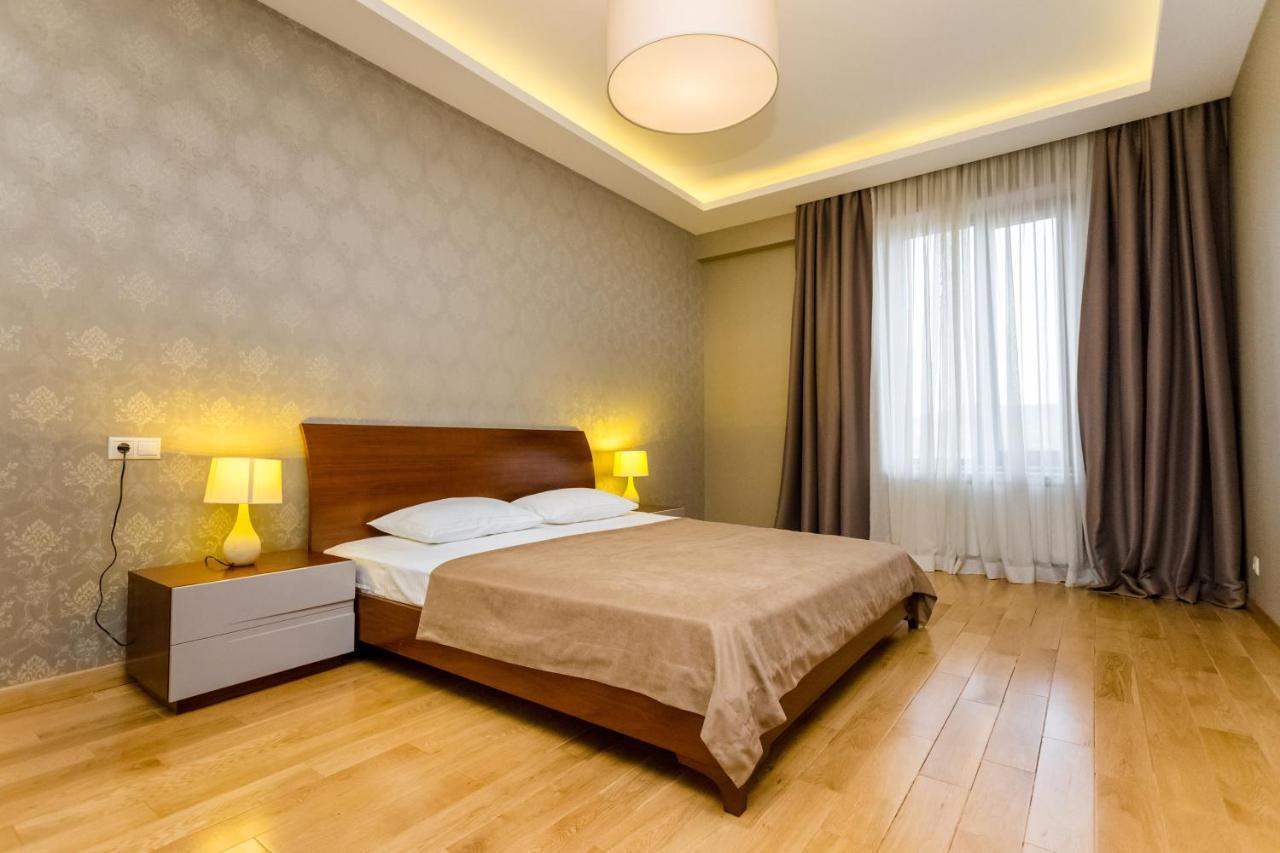 Central Cosy 5Bd-5Bath Apartment Tbilisi Exterior foto