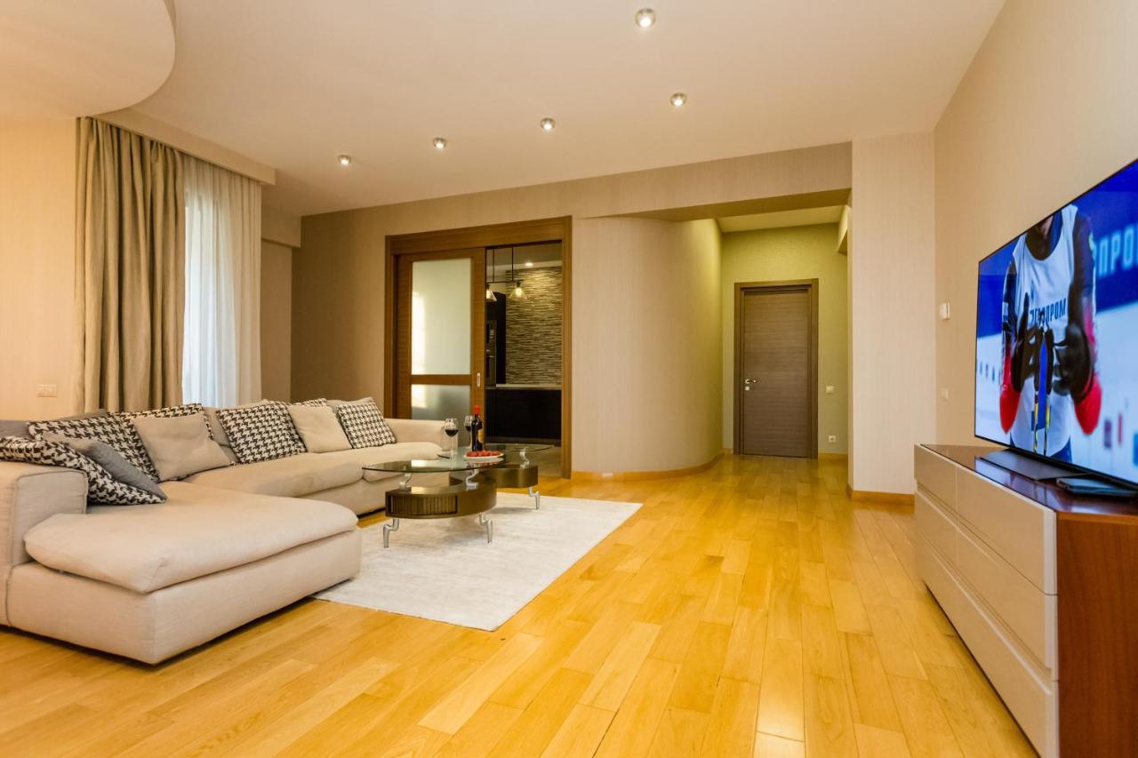 Central Cosy 5Bd-5Bath Apartment Tbilisi Exterior foto